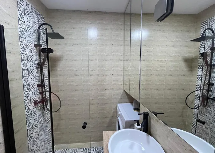 Apartman Riverside Luxury Near President Palace