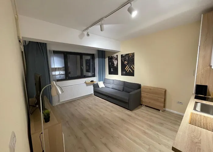 Daire Riverside Luxury Near President Palace *