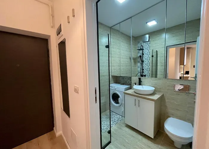 Riverside Luxury Near President Palace Apartament Bukareszt